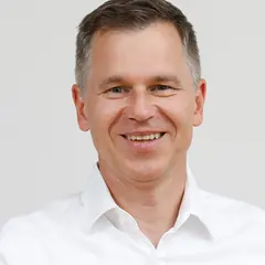Porträt von Frank Bröckl